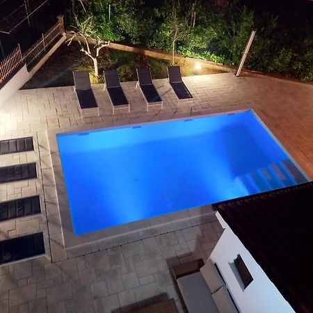 Big Swimming Pool Apartment Monvidal Пула Екстериор снимка
