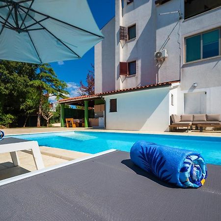 Big Swimming Pool Apartment Monvidal Пула Екстериор снимка